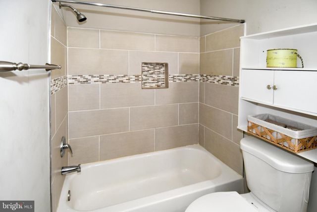 5815 ARBROATH DR, Clinton, MD 20735