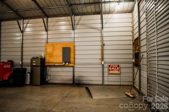 6016 Oxford School Road, Claremont, NC 28610