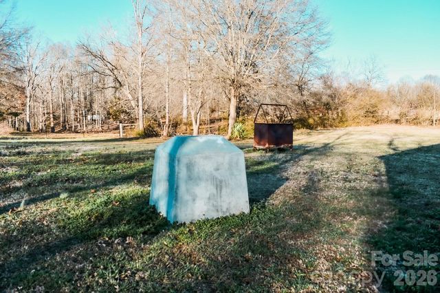 6016 Oxford School Road, Claremont, NC 28610