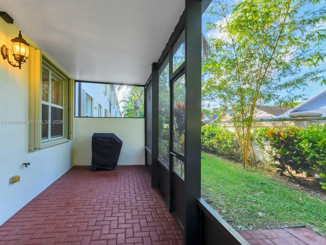 9719 Darlington Pl, Cooper City, FL 33328