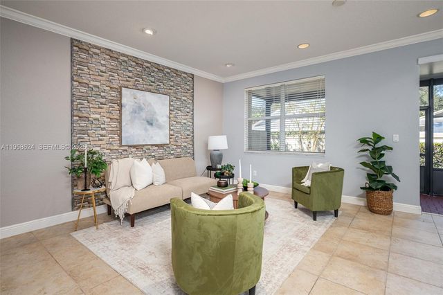 9719 Darlington Pl, Cooper City, FL 33328