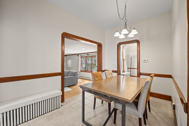 622 N Ridgeland Avenue, Oak Park, IL 60302