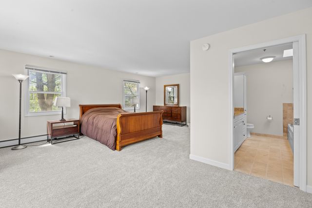 622 N Ridgeland Avenue, Oak Park, IL 60302