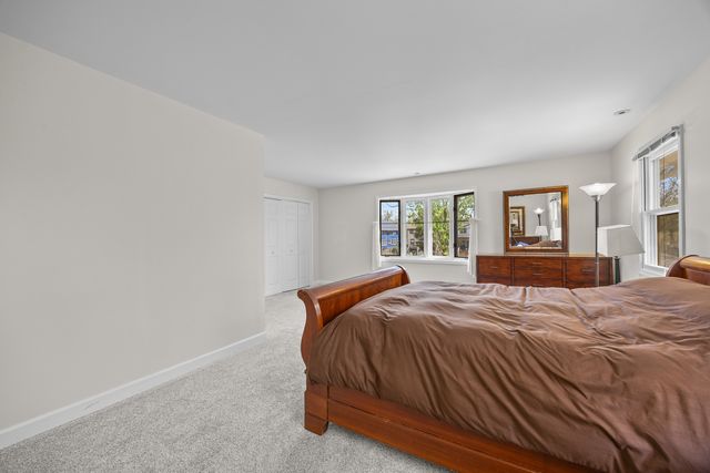 622 N Ridgeland Avenue, Oak Park, IL 60302