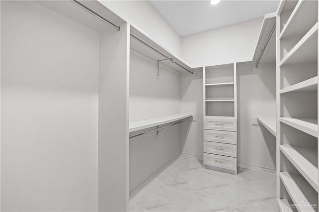 1115 E Boxwood Avenue, San Juan, TX 78589