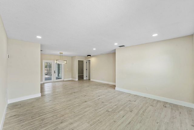 10725 Eureka Street, Boca Raton, FL 33428