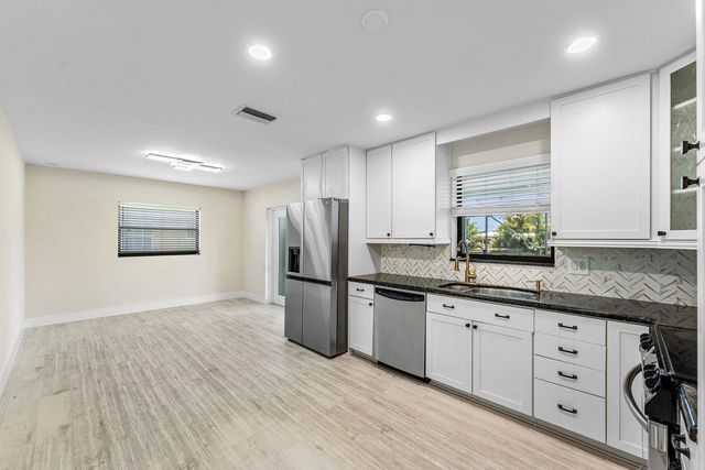 10725 Eureka Street, Boca Raton, FL 33428