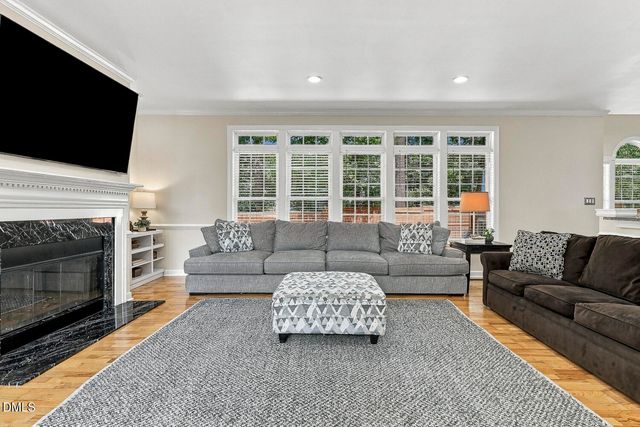 100 Hemingford Grey Court, Cary, NC 27518