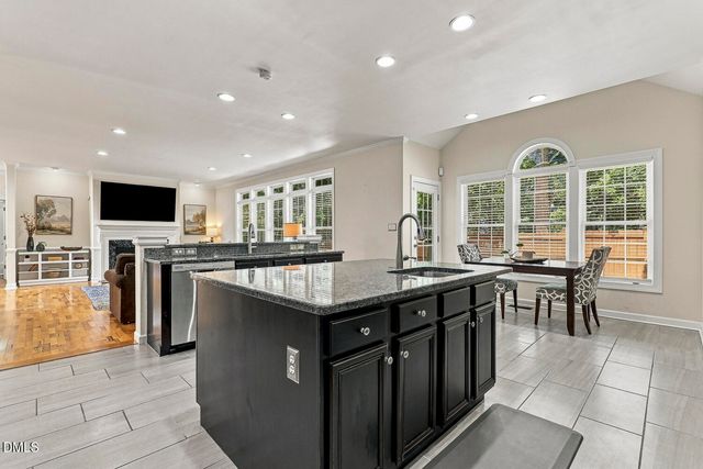 100 Hemingford Grey Court, Cary, NC 27518