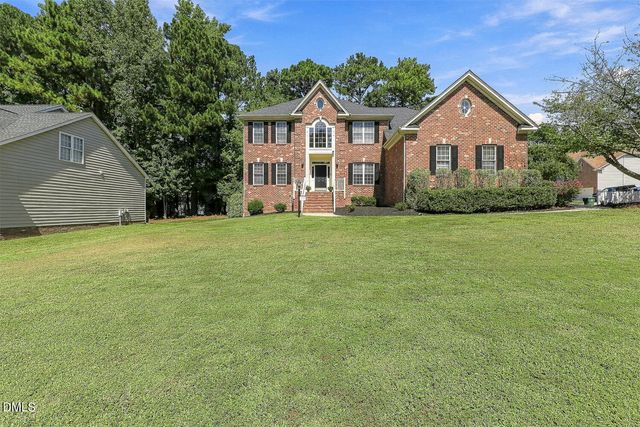 100 Hemingford Grey Court, Cary, NC 27518