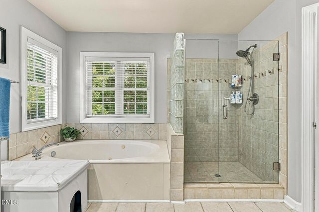 100 Hemingford Grey Court, Cary, NC 27518