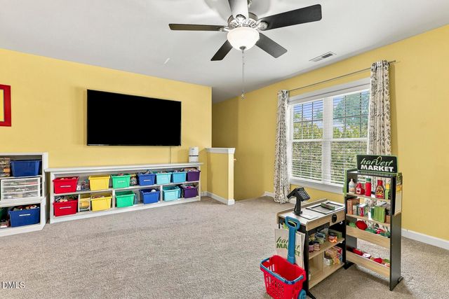 100 Hemingford Grey Court, Cary, NC 27518