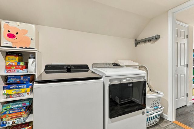 100 Hemingford Grey Court, Cary, NC 27518