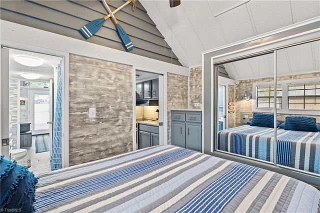 123 Grand View Drive, New London, NC 28127