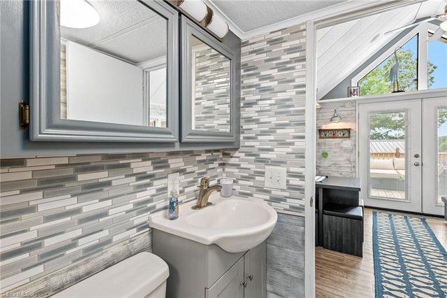 123 Grand View Drive, New London, NC 28127