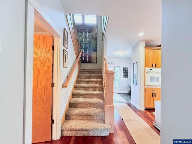 5970 Lone Oak Rd SE, Salem, OR 97306