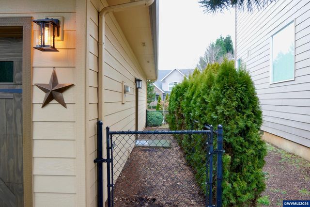 5970 Lone Oak Rd SE, Salem, OR 97306