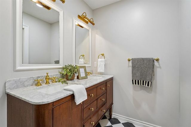 2116 NW 59th Circle, Oklahoma City, OK 73112