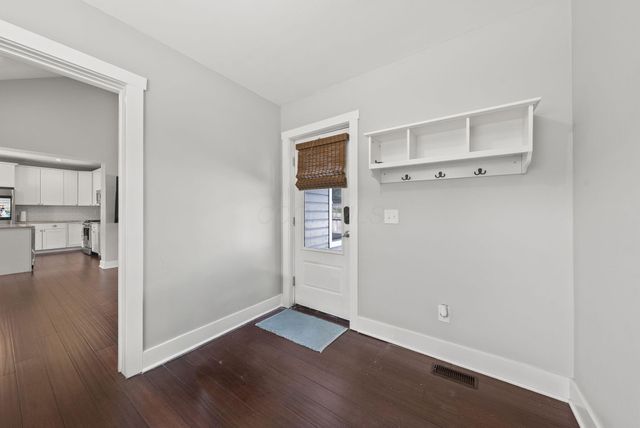 192 E 2nd Avenue, Columbus, OH 43201