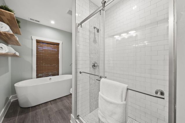 192 E 2nd Avenue, Columbus, OH 43201
