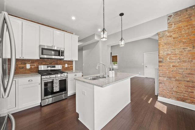 192 E 2nd Avenue, Columbus, OH 43201