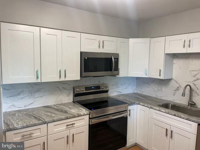 147 HUGHES AVE, Sellersville, PA 18960