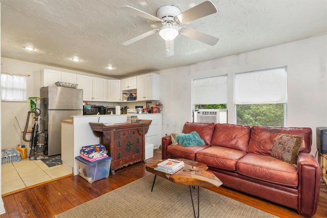 821 Omar Road, West Palm Beach, FL 33405