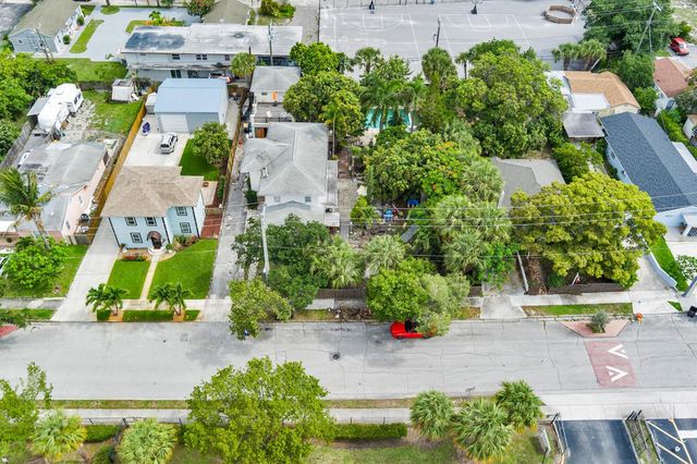 821 Omar Road, West Palm Beach, FL 33405