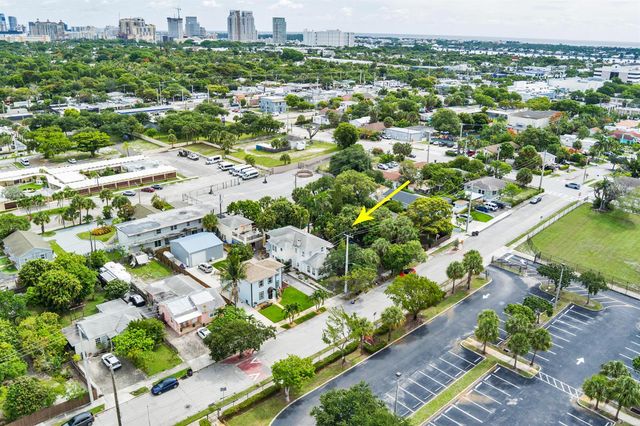 821 Omar Road, West Palm Beach, FL 33405