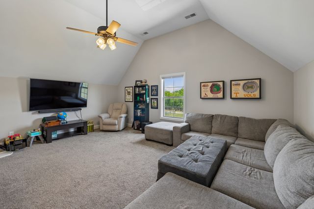 80 Edwards Rd, Lebanon, TN 37090