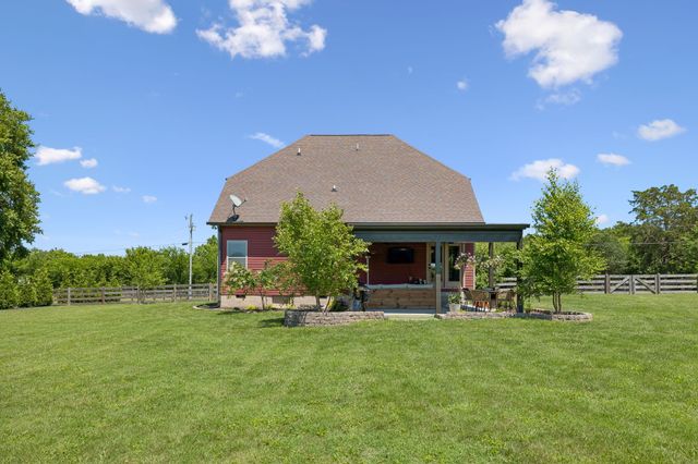 80 Edwards Rd, Lebanon, TN 37090