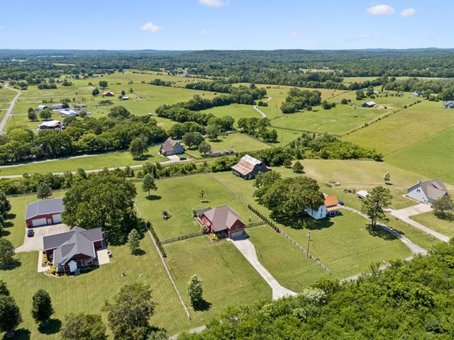 80 Edwards Rd, Lebanon, TN 37090