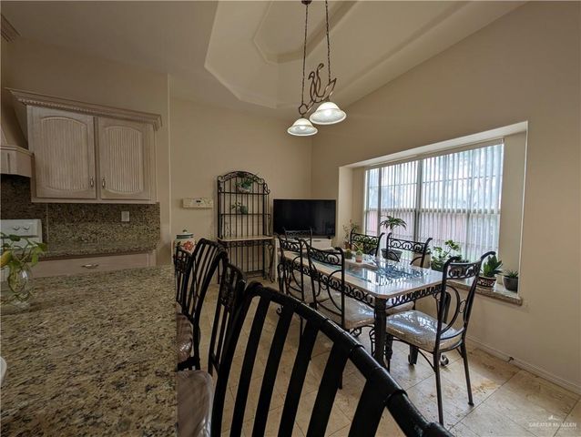 2000 E 25th Street, Mission, TX 78572