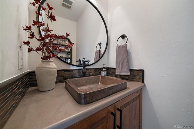 5771 Last Pointe Drive, Windsor, CO 80550