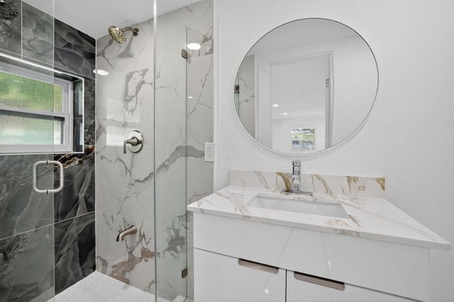 13685 NW 3rd Avenue, North Miami, FL 33168