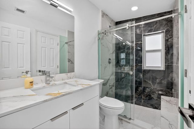 13685 NW 3rd Avenue, North Miami, FL 33168