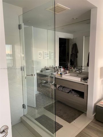 460 NE 28th St 2807, Miami, FL 33137