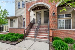 185 Amys Walk, Auburn Hills, MI 48326