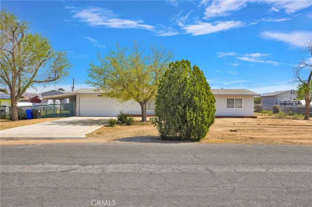 14775 Gayhead, Apple Valley, CA 92307