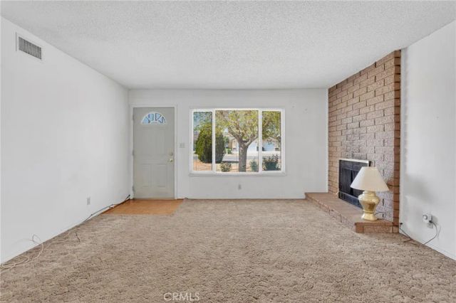 14775 Gayhead, Apple Valley, CA 92307