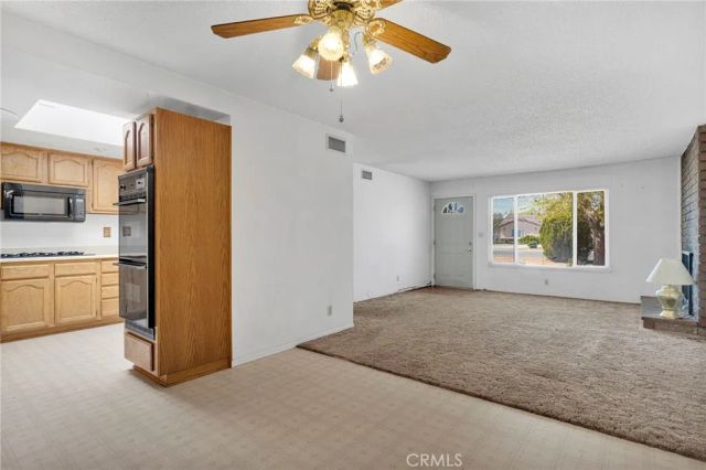 14775 Gayhead, Apple Valley, CA 92307