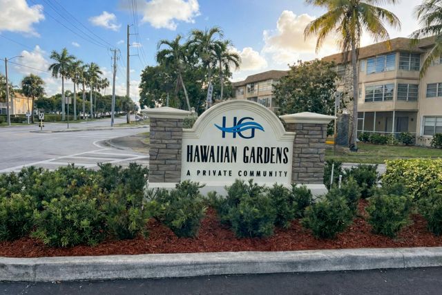 5041 W Oakland Park Boulevard 111, Lauderdale Lakes, FL 33313