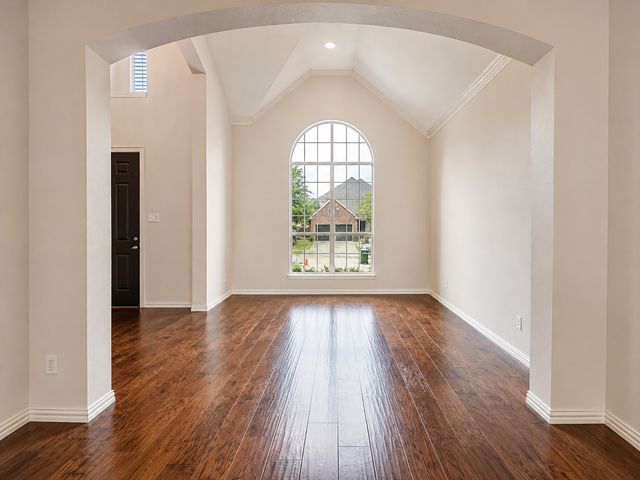 8317 Victoria Lane, Lantana, TX 76226