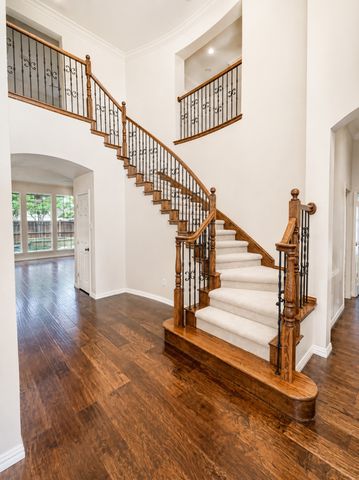 8317 Victoria Lane, Lantana, TX 76226