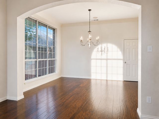 8317 Victoria Lane, Lantana, TX 76226