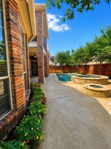 8317 Victoria Lane, Lantana, TX 76226