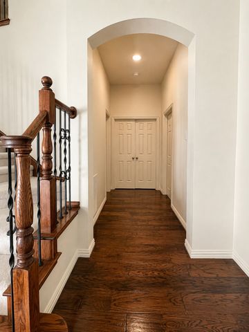 8317 Victoria Lane, Lantana, TX 76226