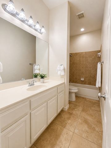 8317 Victoria Lane, Lantana, TX 76226