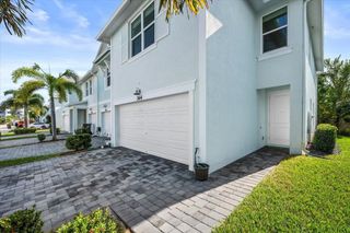 364 SE Sea Hunt Way, Stuart, FL 34994