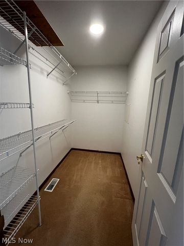 6140 Kelley Lane, Parma, OH 44134